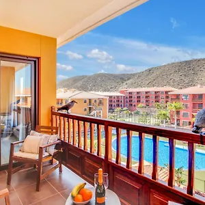 https://lovely-mocan-pool-wi-fi-padel-court.in-canary-islands.com